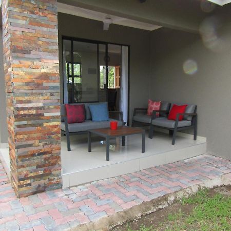 Pafuri Gate Guesthouse Mabiligwe Exterior photo